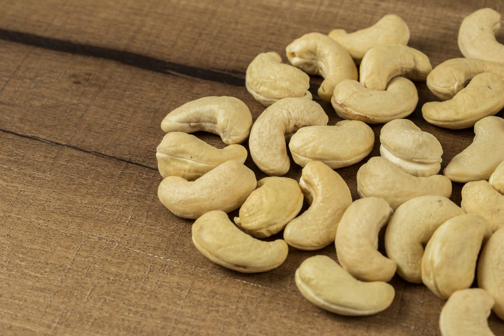 are pine nuts good for dogs